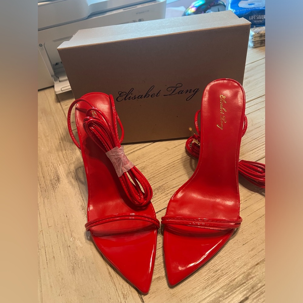 Elisabet lang heels